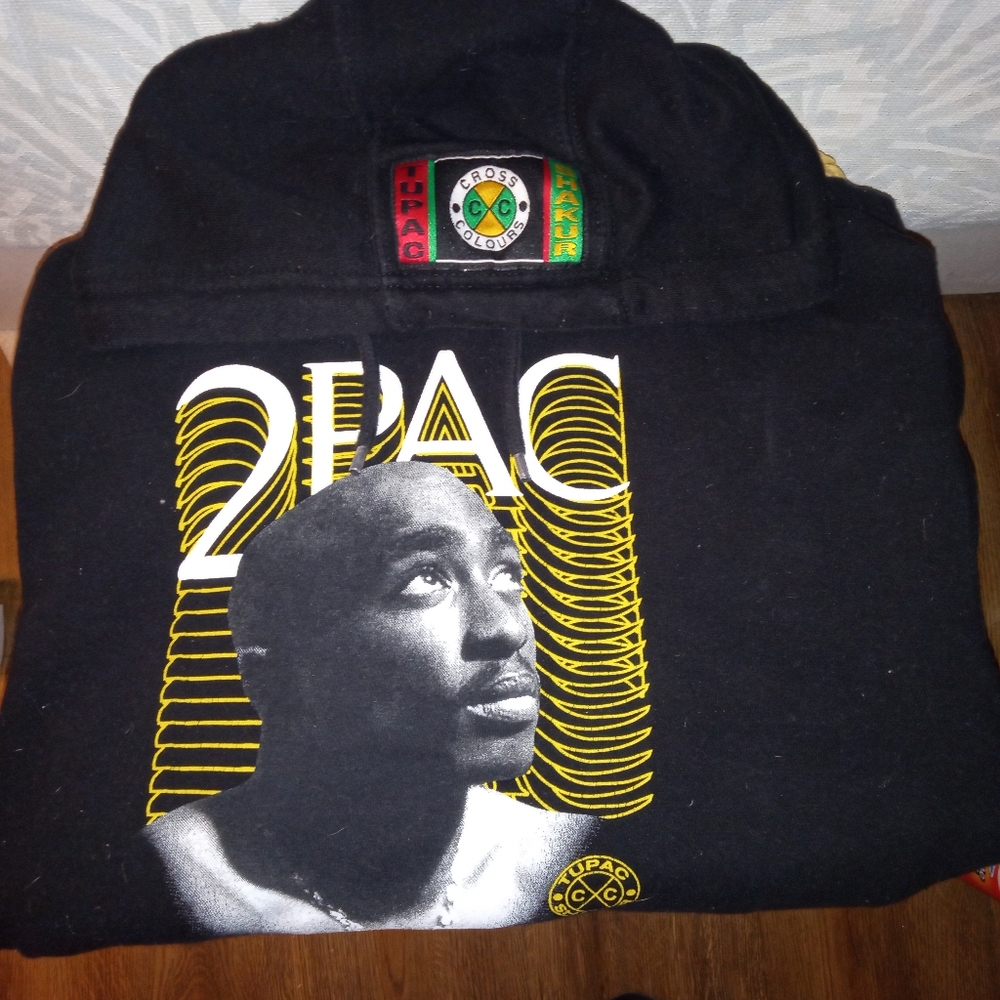 2Pac,  black, vintage, hoodie with drawstring, size large - Picture 2 of 2